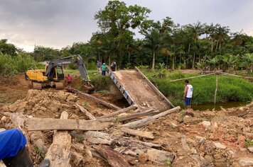 Prefeitura inicia obras em duas pontes da comunidade rural do  Rio Verde