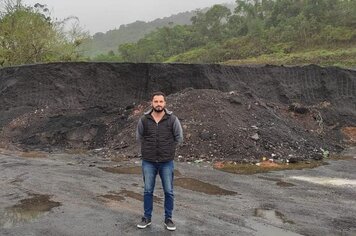 Prefeitura de Guaraqueçaba anuncia início de pavimentação com material fresado na sede do município.