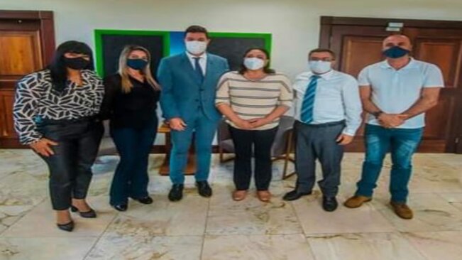 Prefeita Lilian Ramos e equipe se reúnem com Chefe da Casa Civil e demais autoridades em busca de melhorias para Guaraqueçaba